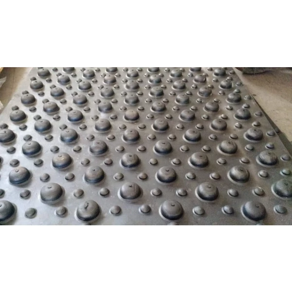 BORRACHA 1,00 M X 1,00 M X 5CM N2